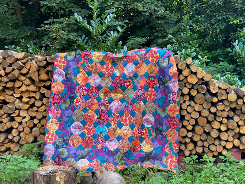 Kaffe Fassett and Brandon Mably Workshop: Country Snowballs Quilt